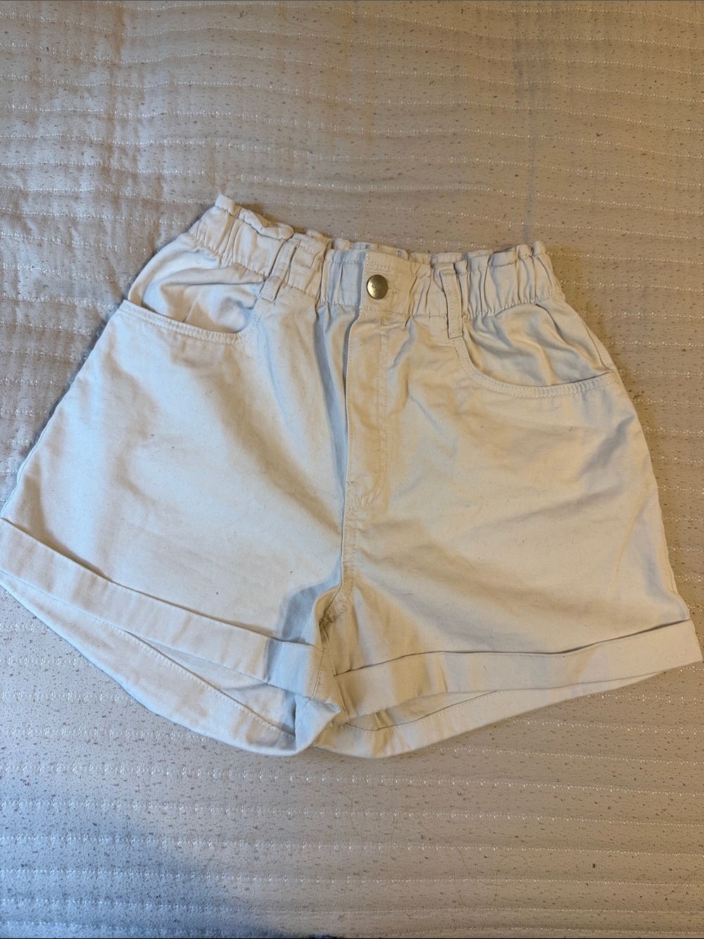 H&M High-Waist Paperbag Shorts in Cream
